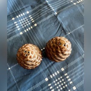S&F Pinecone Salt & Pepper Shakers New Rustic Christmas